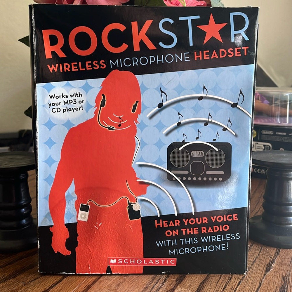Rockstar Wireless Microphone Headset